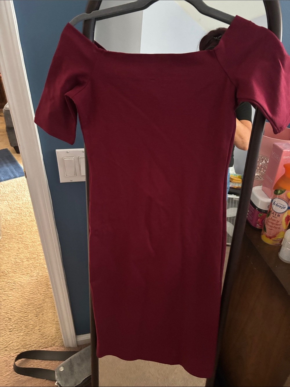 Women's Burgundy Off-Shoulder Sheath Dress